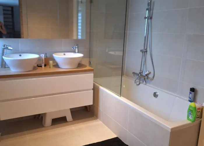 Chez Milo Et Julie Проживание в семье Намюр